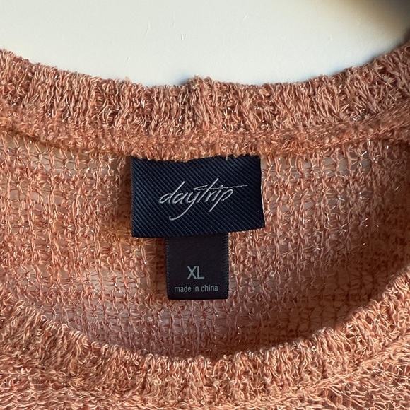 Daytrip from Buckle Rust Colored S/S Open Knit Top, Size XL - Picture 2 of 9
